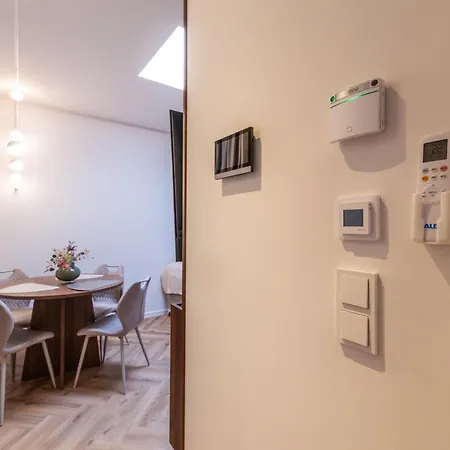 Semberova Couette-café 3*